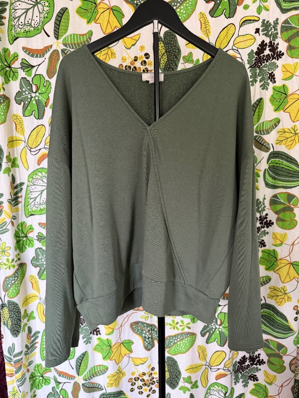 LOFT Olive Green V-Neck Relaxed Sweatshirt XL